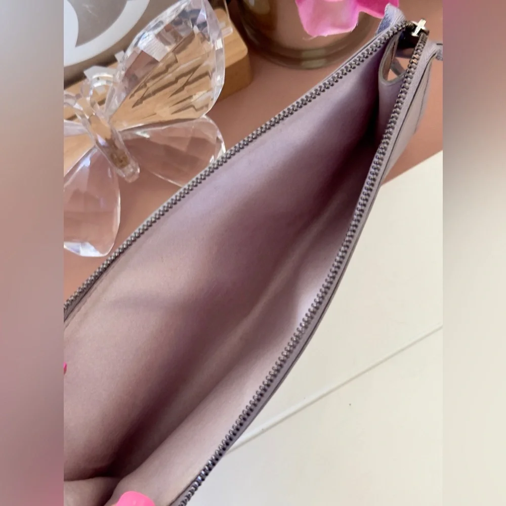 Louis Vuitton Lilac Epi Pochette - Picture 7 of 12